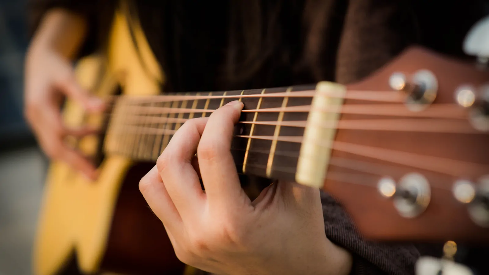 What Should I Practice on Guitar? Start With What You Actually Want to Play